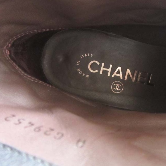 CHANEL CC quilted chain cap toe combat boots 37 7 - Picture 8 of 8